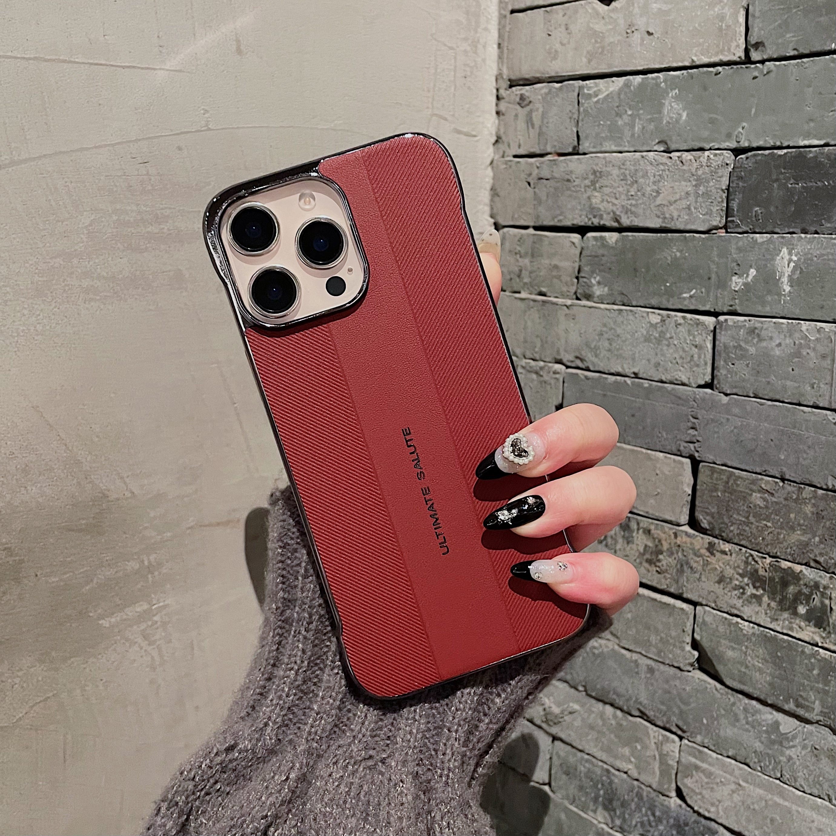 苹果+iPhone16+PC+无边框高级感