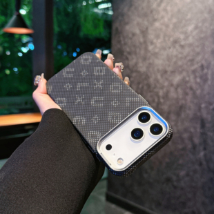 14promax 超薄碳纤维纹适用苹果17promax手机壳磁吸夜光iPhone16promax保护壳17pro金属镜头框17Air硬外壳15
