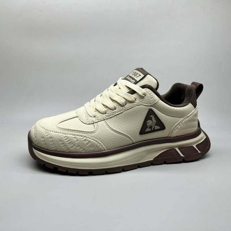 秋冬加绒保暖男潮鞋厚底阿甘老爹鞋经典男鞋设计感小众运动板鞋潮,流行男鞋,时尚休闲鞋,淘宝优惠券,粉丝福利购,淘宝优惠卷