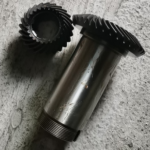 镗床配件T6216D/8落地镗床配件螺旋伞齿轮Z25/35内45高180