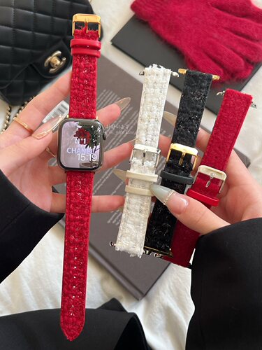 静静的表带真皮新年红小香风毛呢
