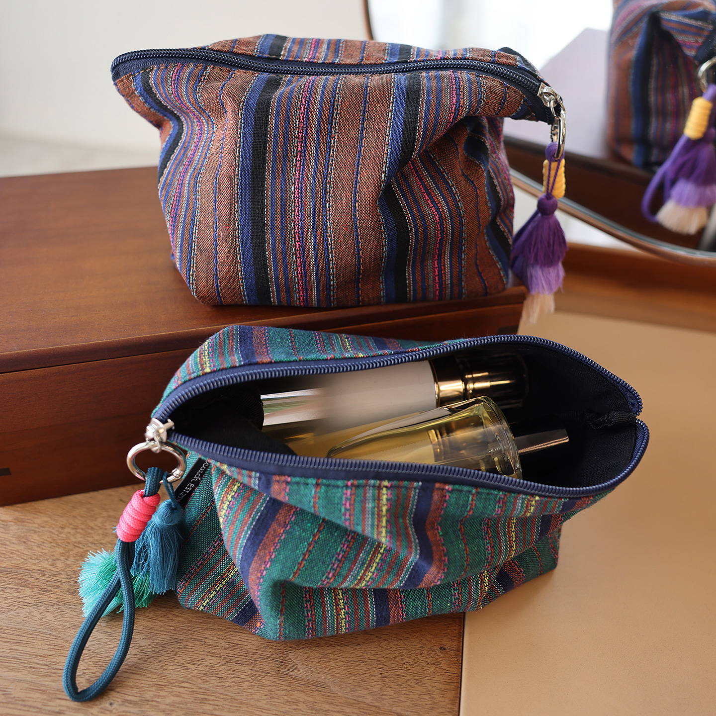 彩色条纹流苏民族风情布艺化妆包