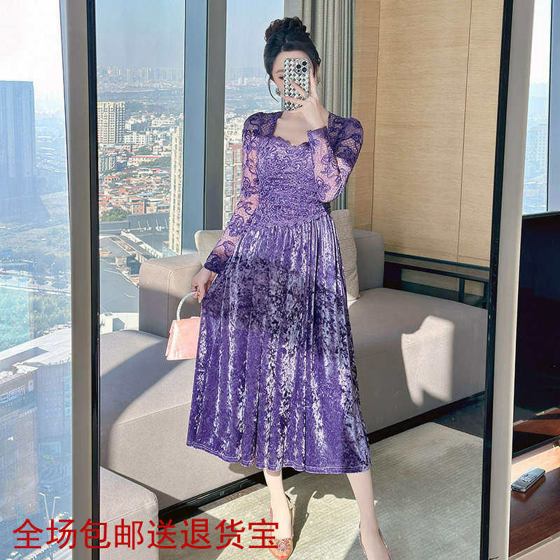 秋冬装新款女装优雅气质方领丝绒连衣裙刺绣泡泡袖收腰长裙21921