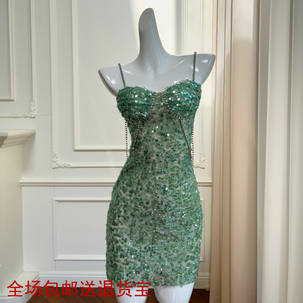 法式2024新款春款轻奢人鱼姬闪片钻石肩带吊带连衣裙礼服A字短裙