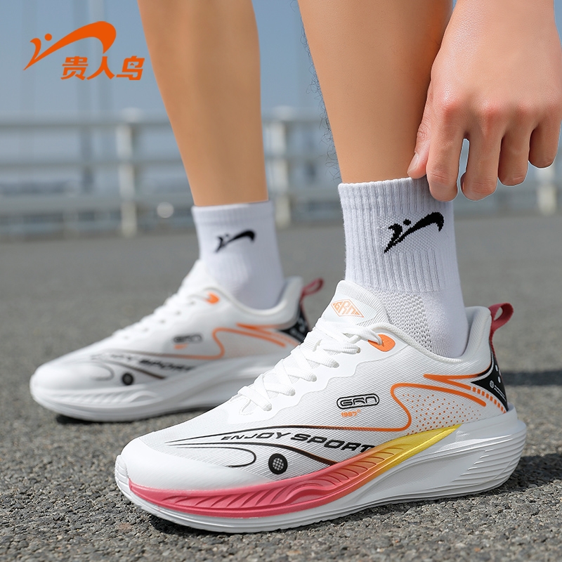 贵人鸟2025新款透气网面跑步鞋