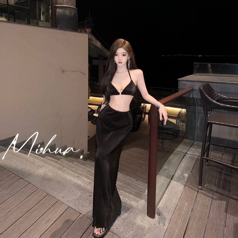 Miss米花 比基尼2025新款温泉泳衣女 黑色性感女神长裙度假三件套