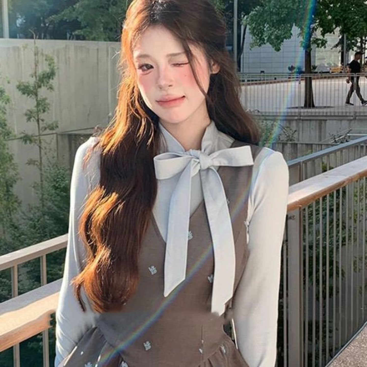 秋冬新款韩系两件套高级感气质波点无袖连衣裙+长袖显瘦打底衫女