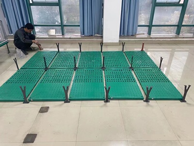 漏粪板猪羊保育产床腿定位栏支撑