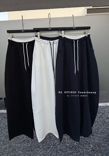 2026春季新款设计撞色高腰头显瘦弯刀阔腿裤女抽绳休闲卫裤A10036