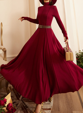安可拉红色慕斯绒高领针织长袖大摆连衣裙 72035