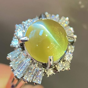 PT铂金钻石镶嵌天然蜜糖色金绿猫眼戒指主石3.19克拉晶体干净透亮