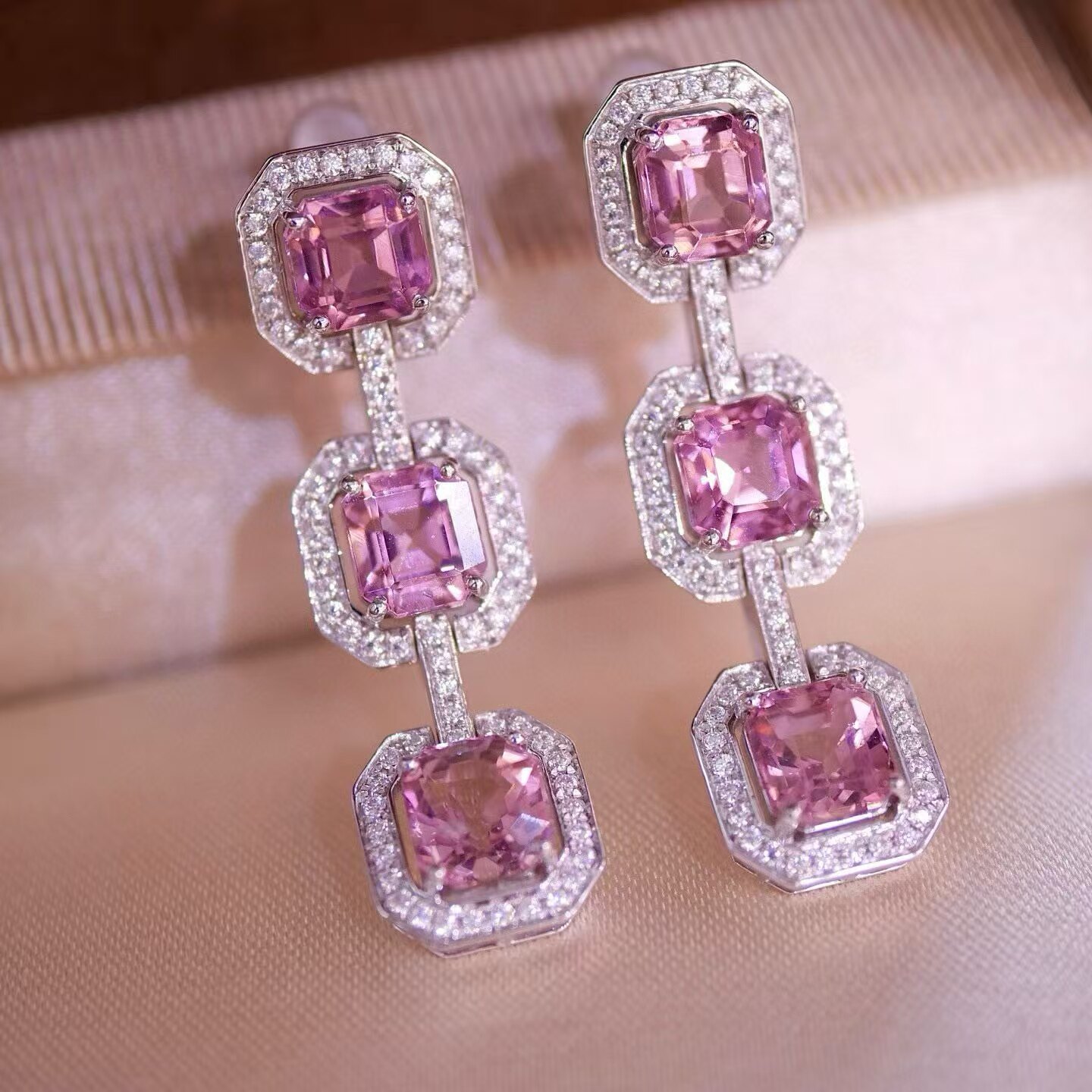 18K金钻石镶嵌 天然碧玺耳环 欧美复古风格 主石6.5克拉 梦幻色彩