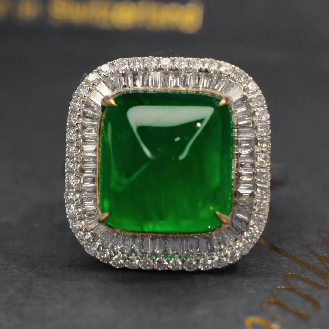 18K钻石镶嵌 天然精品祖母绿糖塔戒指 主石8.2ct 晶体干净 荧光好