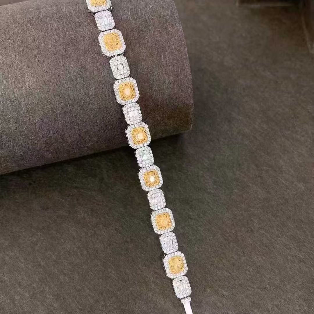 18K金镶嵌1.45克拉黄钻手链 豪华伴钻2.75克拉 细腻工艺 优雅女人