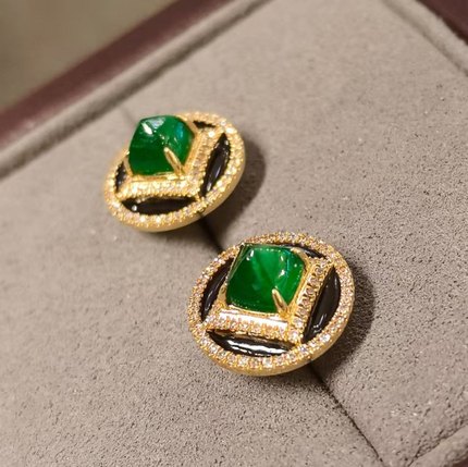 18K金钻石镶嵌 天然糖塔祖母绿耳钉 主石1.75克拉 木佐绿时尚又飒