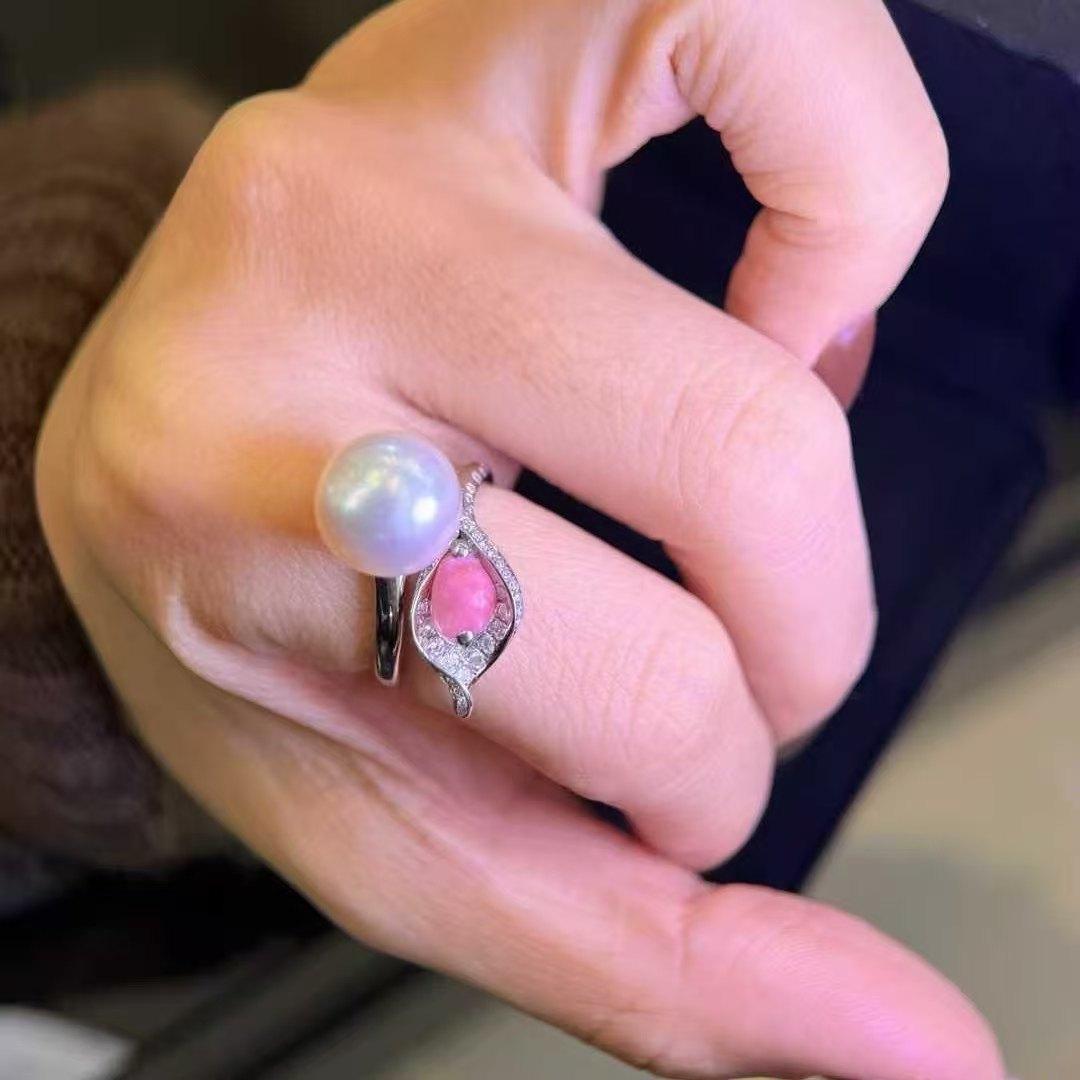 天然海水野生海螺珠女王大凤螺孔克珠戒指 18K金钻石沙弗莱镶嵌,珠宝/钻石/翡翠,手饰,淘宝优惠券,粉丝福利购,淘宝优惠卷