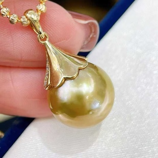 式 日常百搭款 18k金莫桑花托 天然海水13.5mm南洋金珠吊坠