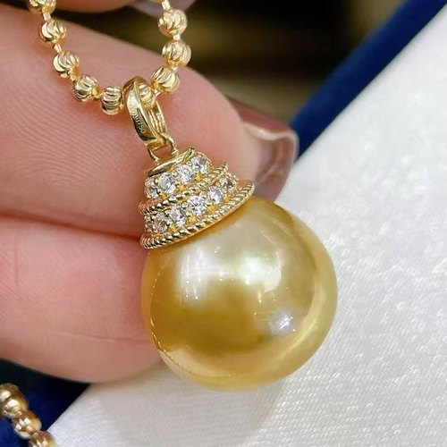 天然海水14.1mm南洋金珠吊坠 表皮干净无瑕 18K金钻石镶嵌