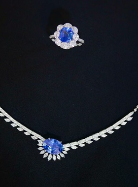 18K金钻石镶嵌 天然无烧矢车菊蓝宝石项链 主石3.88克拉 端庄优雅