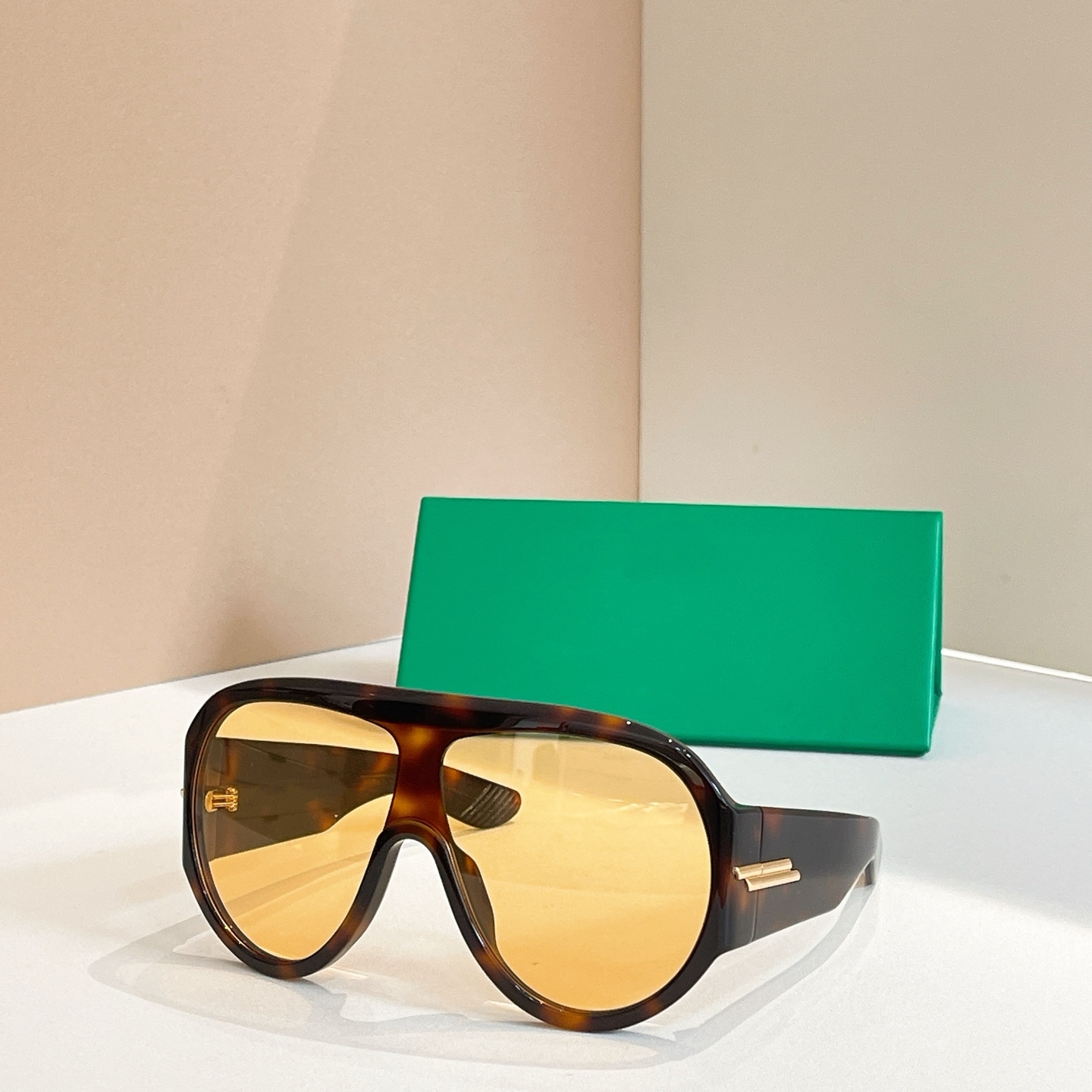 新款一片式连体飞行员超大框板材太阳眼镜欧美风防紫外线墨镜潮流