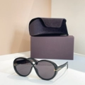 Black Frame, Black Lens