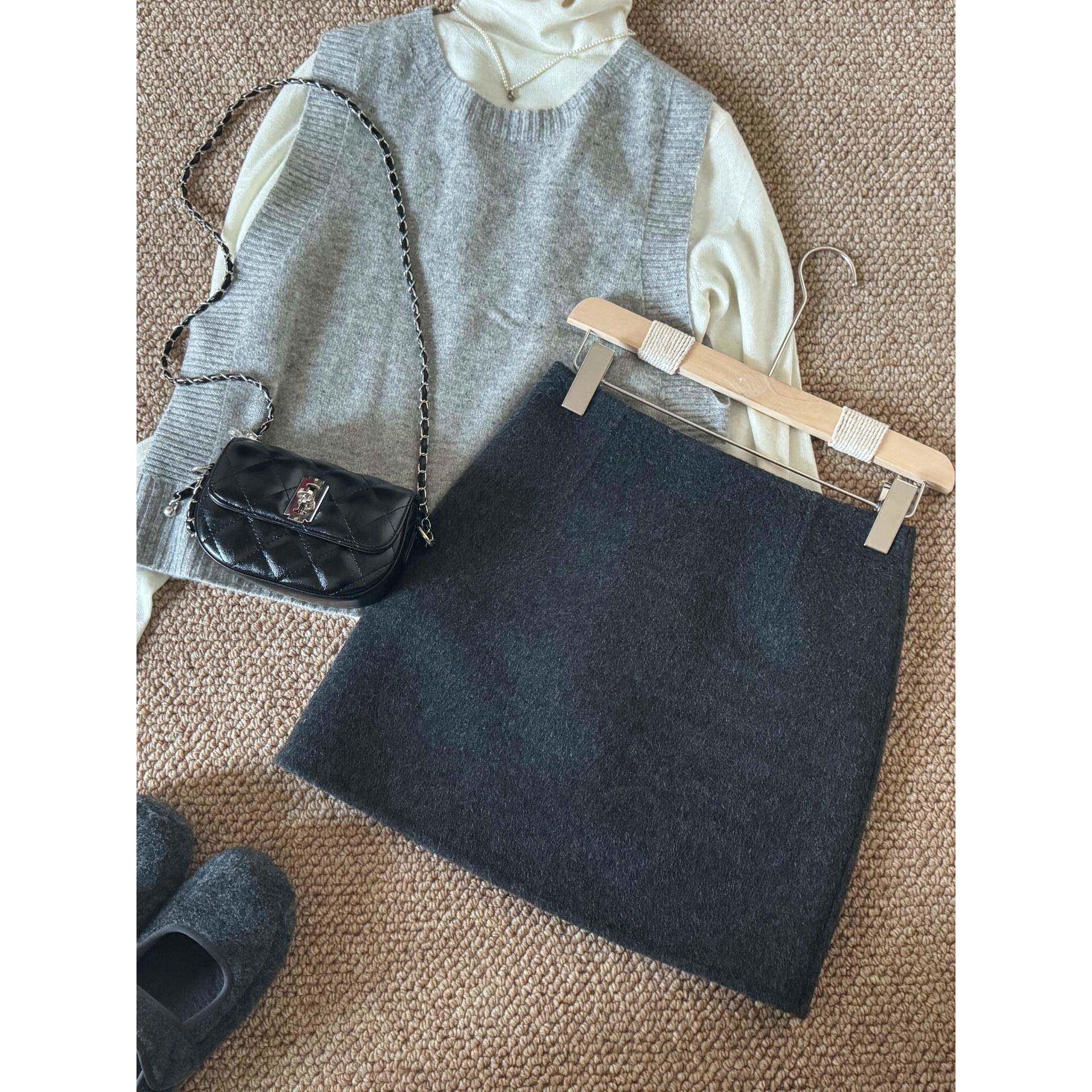 高感2色毛呢半身裙女灰色短裙2级SGR05秋冬韩系简约百搭AORK字包