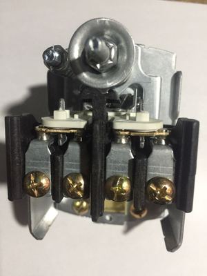 开关开关控制东海增压泵