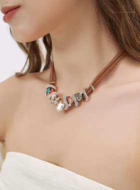 Desigual饰品复古皮绳蛇形满钻镶嵌奥地利水晶项链女