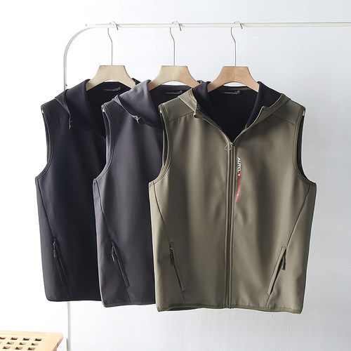 软壳复合摇粒绒连帽马甲外套