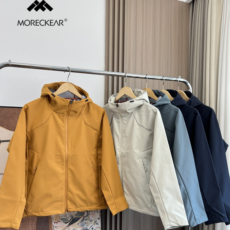 户外高端线！三防科技面料！外贸男装秋冬情侣款连帽软壳衣冲锋衣