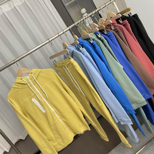 卫衣+裤子时尚休闲套装