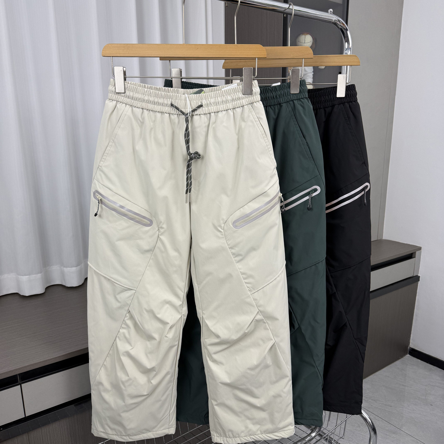 户外山系！内里采用科技棉填充！外贸男装冬季情侣防风保暖滑雪裤