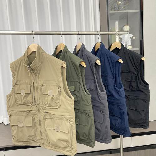 多口袋工装立领加绒马甲背心潮