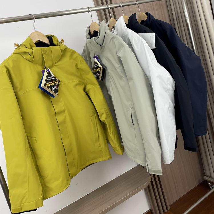 防风防水保暖连帽冲锋衣外套