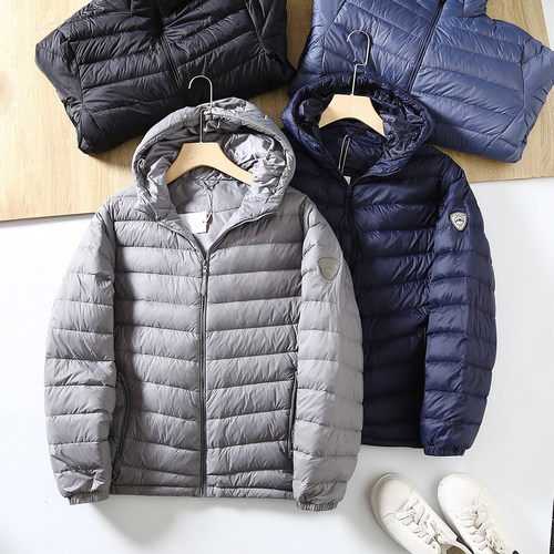 连帽轻便保暖鸭绒羽绒服潮