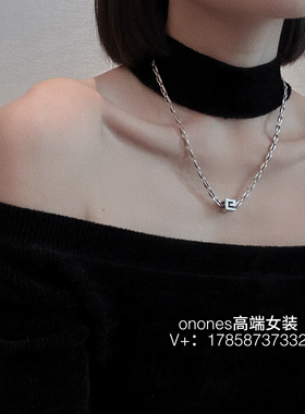 onones高端女装2026小众设计款轻奢高级感方块纯银吊坠项链短链
