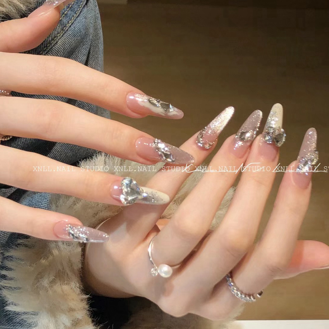 纯欲千金爆闪满钻猫眼手工穿戴甲2025新款成品高级感假指甲贴片,彩妆/香水/美妆工具,穿戴甲/甲片,淘宝优惠券,粉丝福利购,淘宝优惠卷