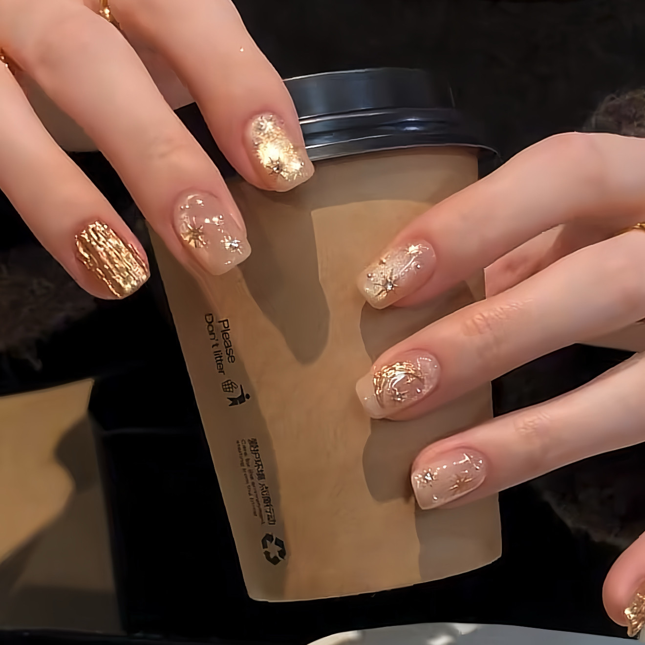 秋冬金灿灿鎏金猫眼贵气千金风星月显白魔镜粉美甲穿戴甲高级感,彩妆/香水/美妆工具,穿戴甲/甲片,淘宝优惠券,粉丝福利购,淘宝优惠卷