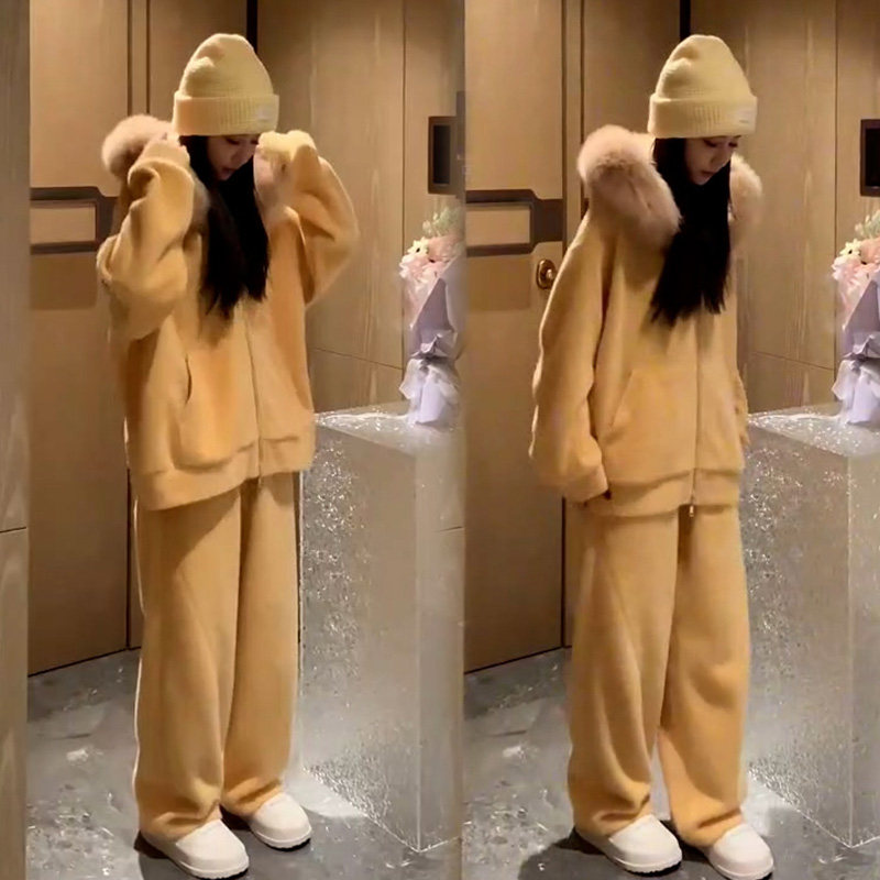 套装女秋冬2025新款高级感大毛领连帽卫衣外套阔腿裤子休闲两件套