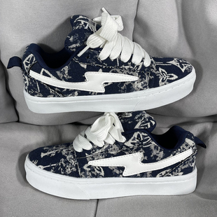 男情侣百搭运动板鞋 国潮男鞋 ins潮牌小众原创复古闪电藏蓝面包鞋