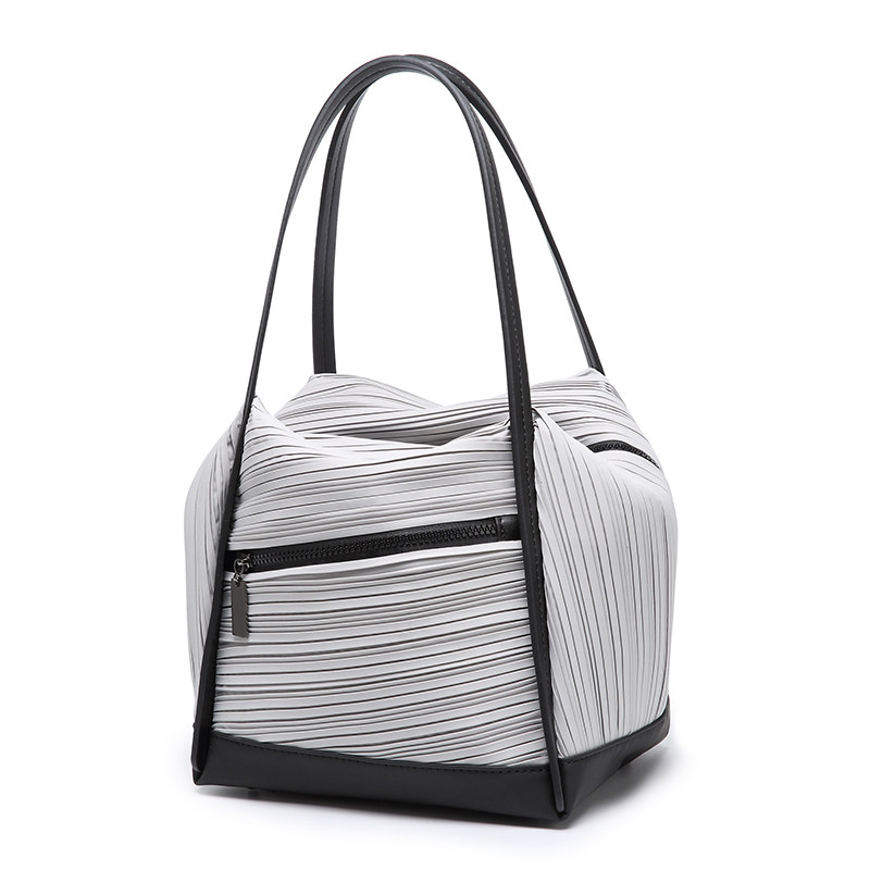 褶皱包女2024春夏新款韩版时尚单肩斜挎女士超轻便携女士手提包