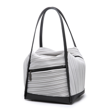 褶皱包女2024春夏新款韩版时尚单肩斜挎女士超轻便携女士手提包