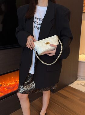 同丰女包小菱格绣线链条单肩斜挎