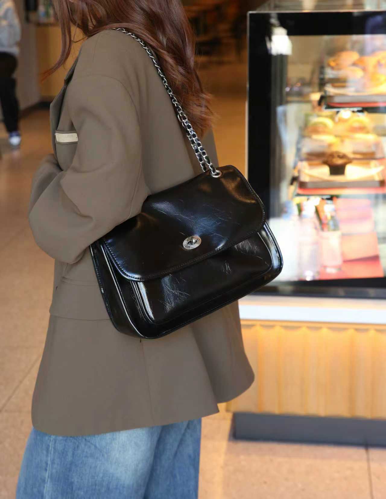 美缇女包油蜡链条单肩斜挎休闲潮