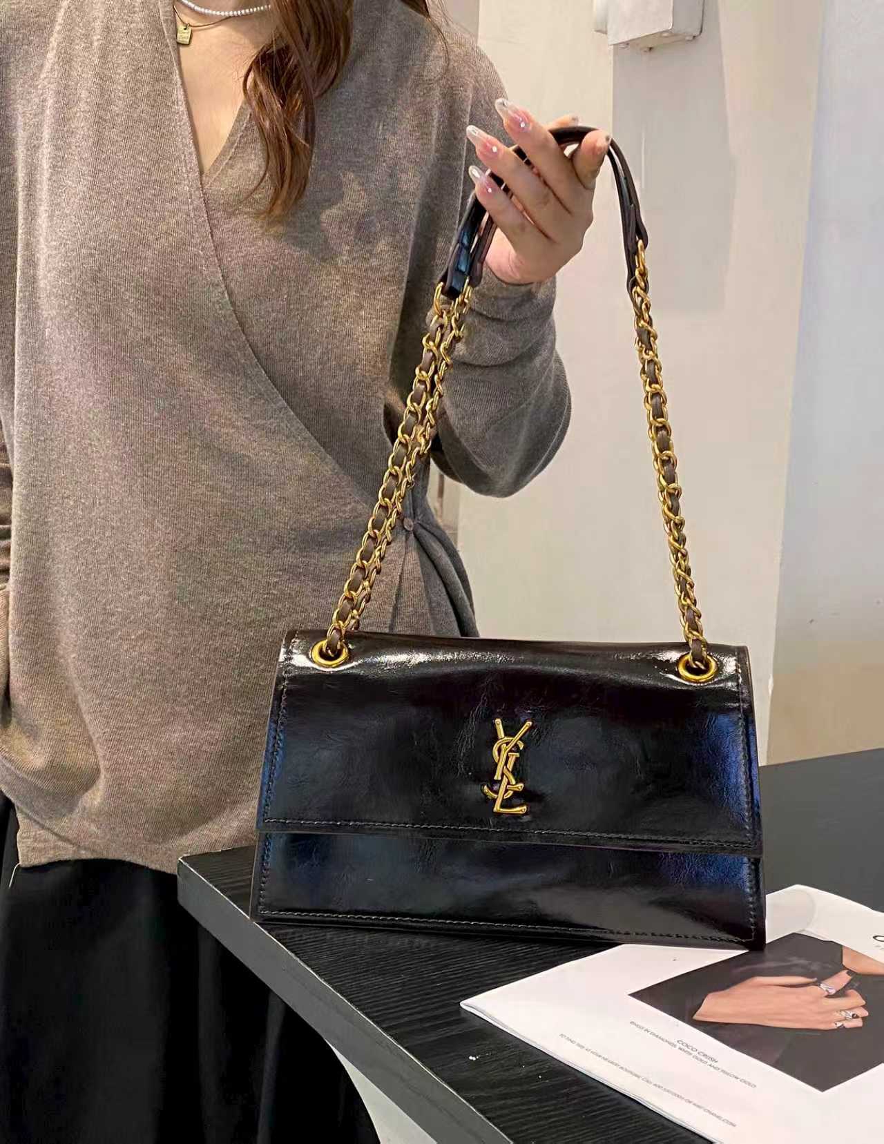 美缇女包油蜡翻盖链条单肩斜挎潮