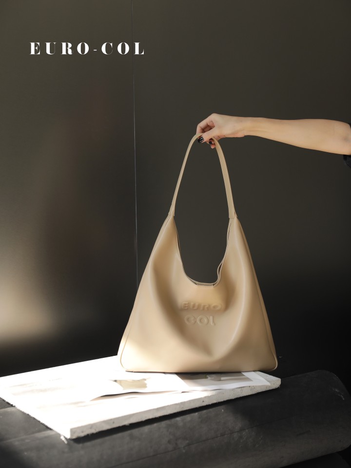 真皮女包欧尚典腋下包大容量休闲