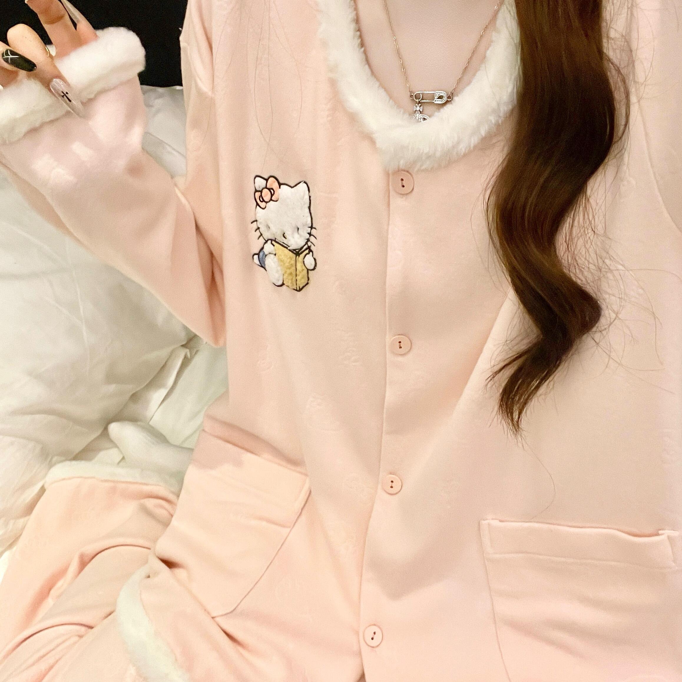2025秋冬季hellokitty睡衣女德绒卡通舒适保暖德绒加厚家居服套装