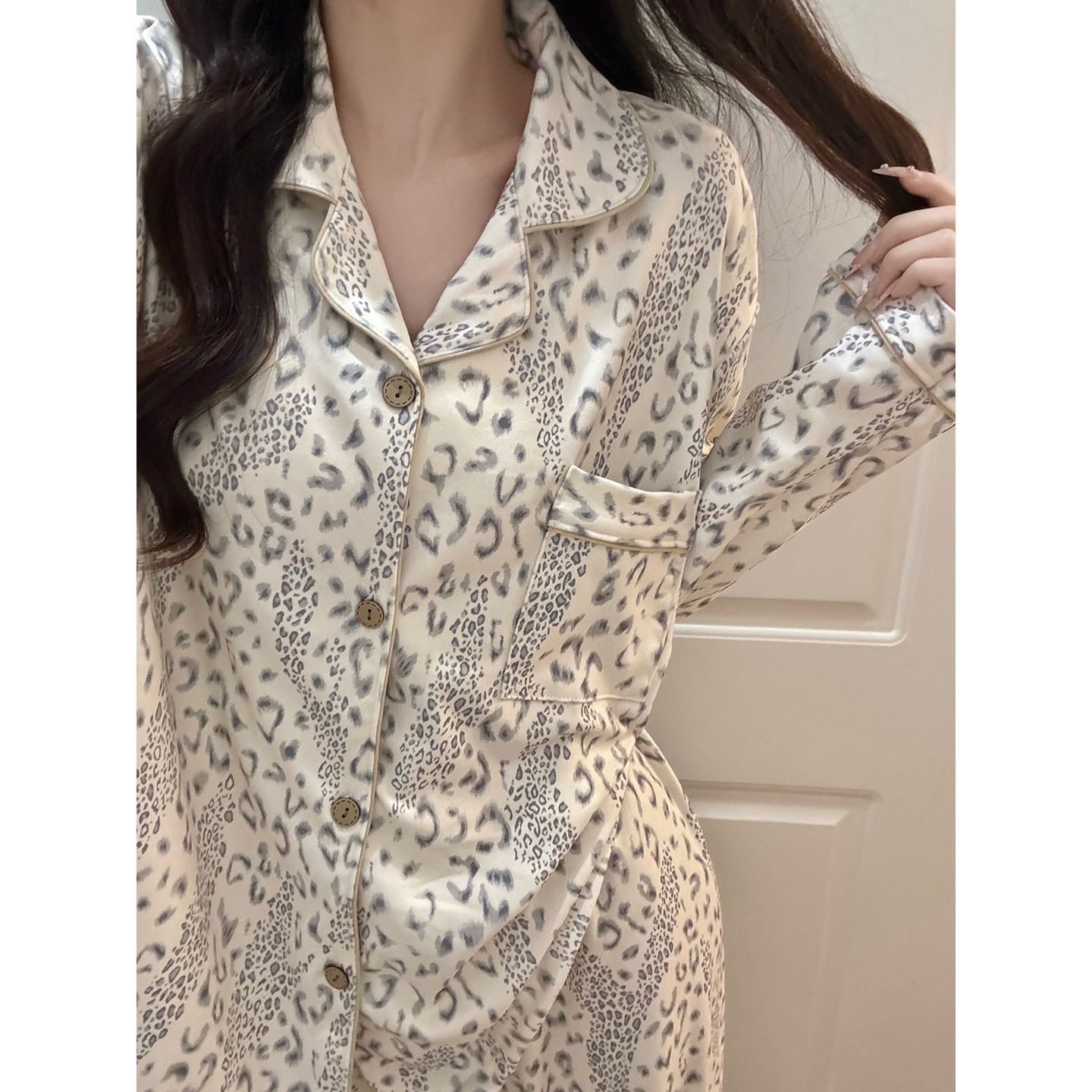 秋冬韩版可爱豹纹磨毛德绒睡衣女款冬季保暖家居服2025新款可外穿