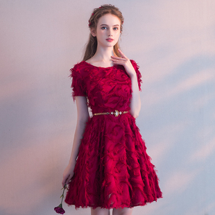 红色年会晚宴礼服女短款小个子敬酒服新娘回门订婚法式连衣裙秋冬