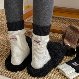网红加厚保暖羊绒袜子女中筒袜ins潮搭毛拖鞋 后跟标拼色长筒袜